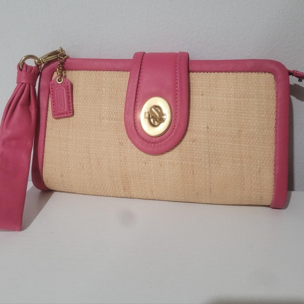 Coach Parker Turnlock Straw Leather Clutch Wristlet Fushia Great Cond